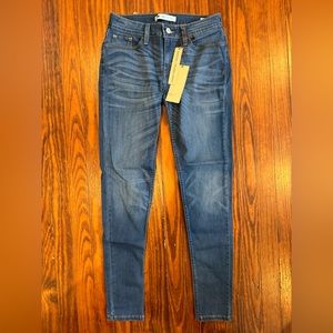 535 Levi’s Legging Size 7M / 28